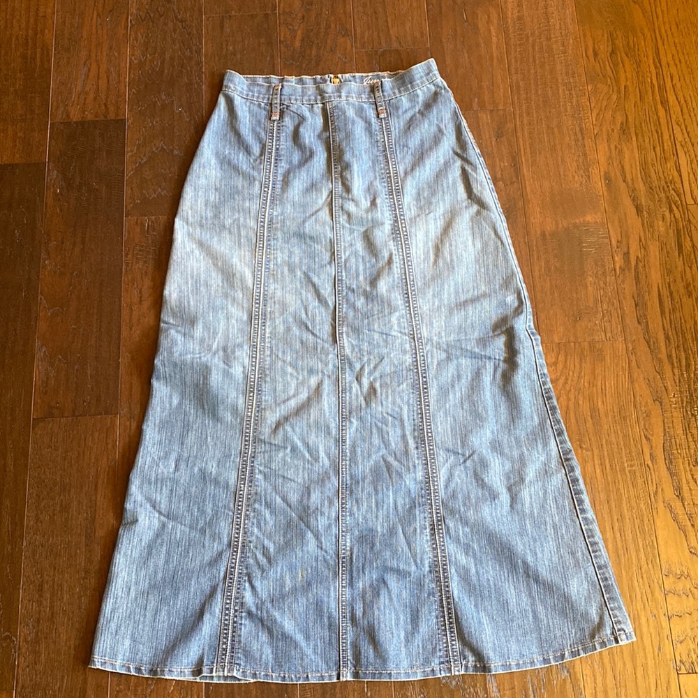 Junee long modest paneled lightweight denim skirt XS with belt loops EUC